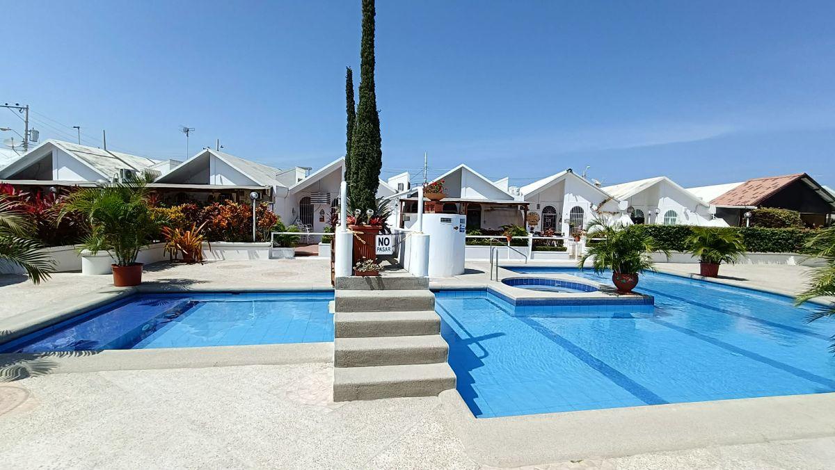 Casa en venta en Salinas, Santa Elena