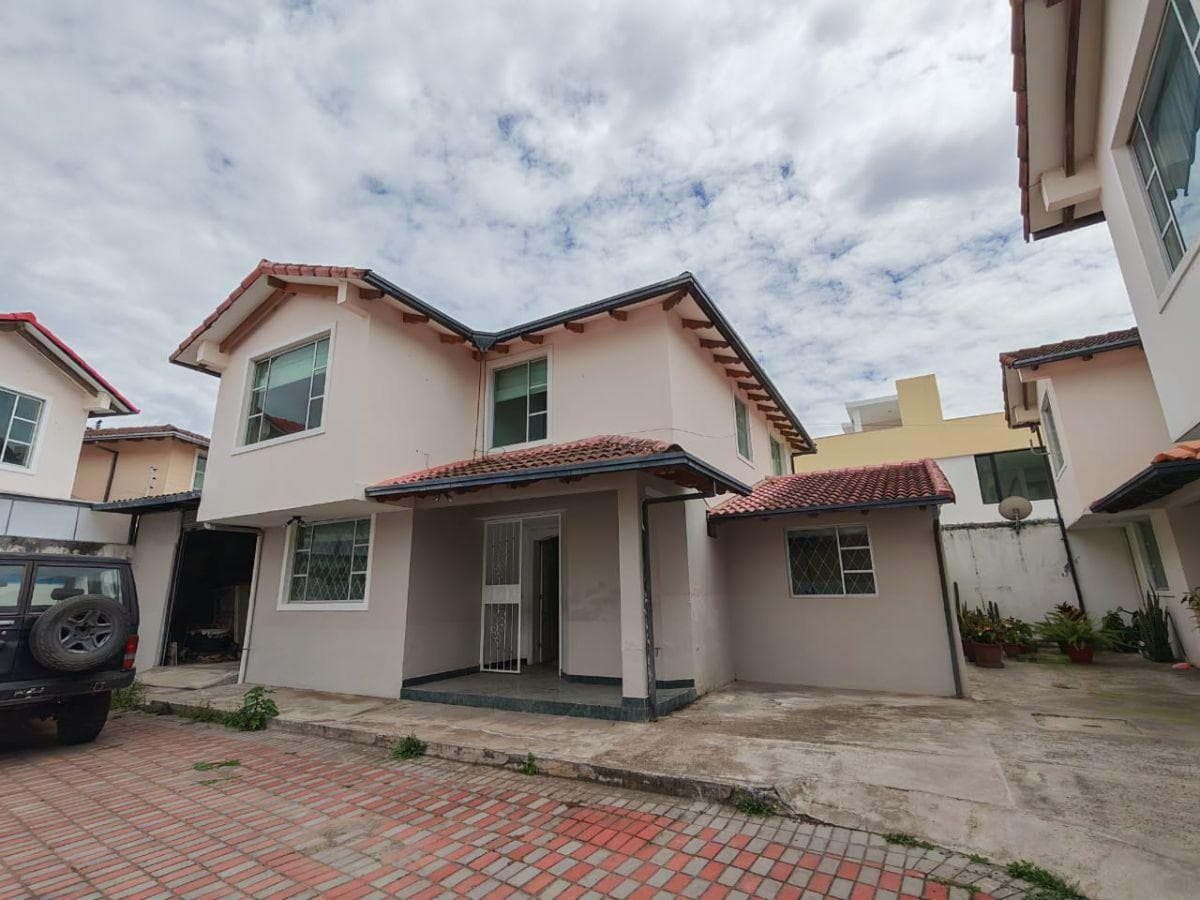 Casa en venta en Ibarra, Imbabura