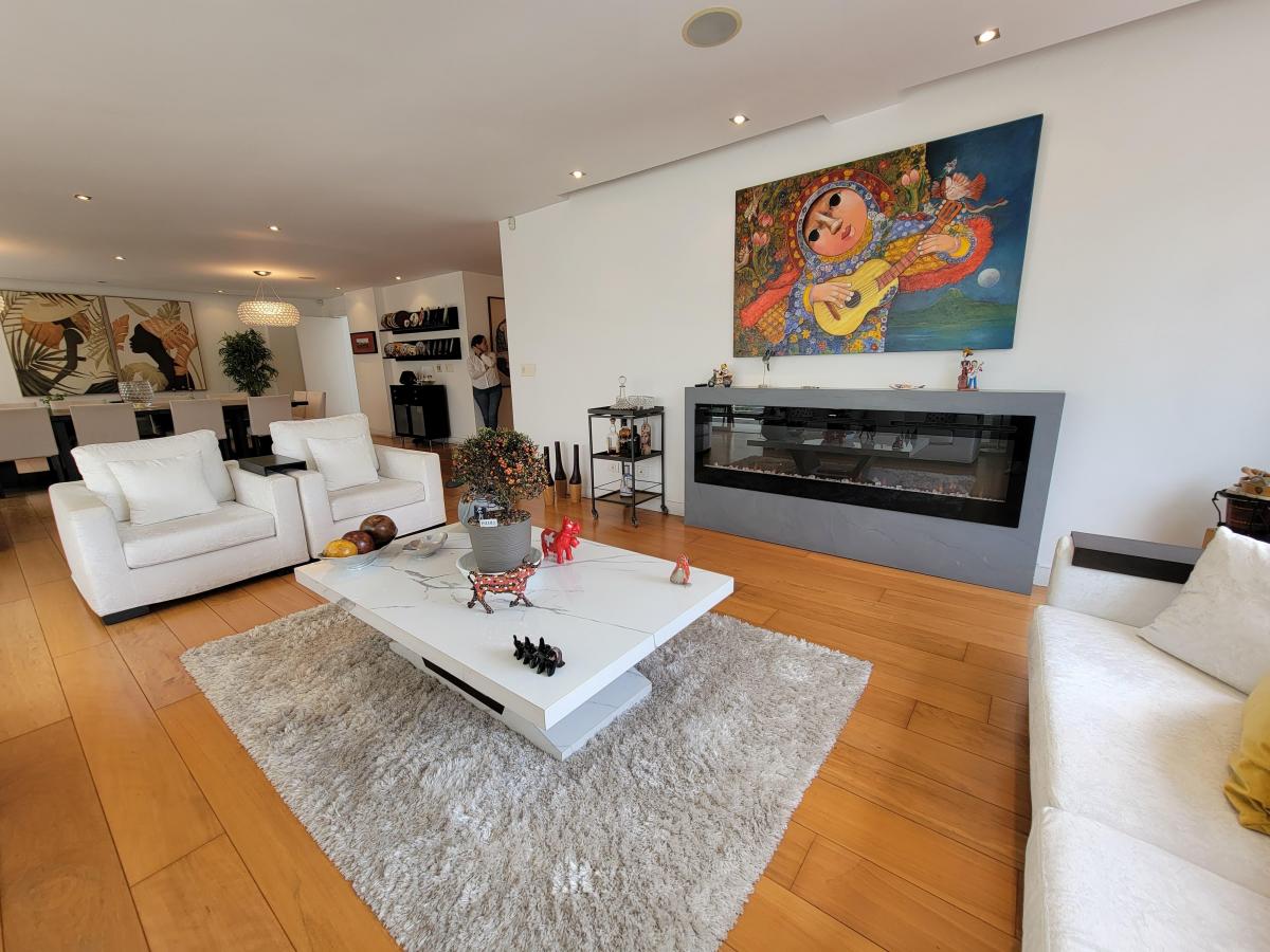 Apartamento en venta en Quito, Pichincha