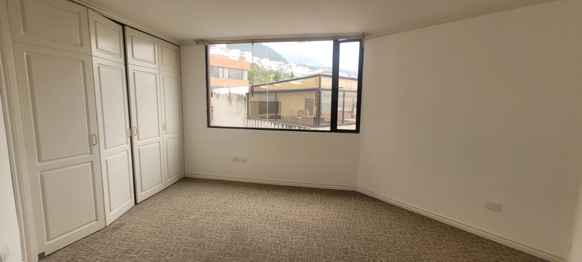 Venta departamento norte de Quito Pinar alto — imagen 4