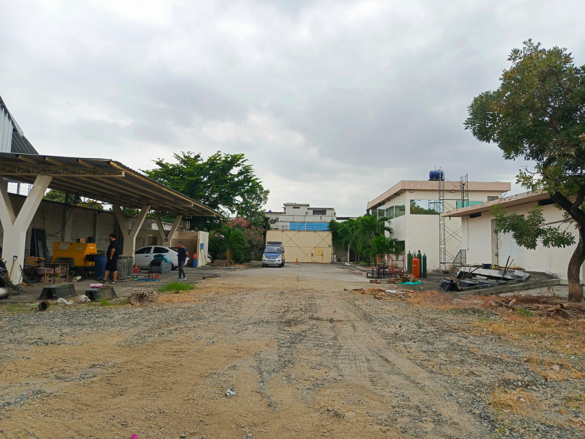 Venta de De Oportunidad oficinas y Terreno de 1800mtr2 — imagen 5