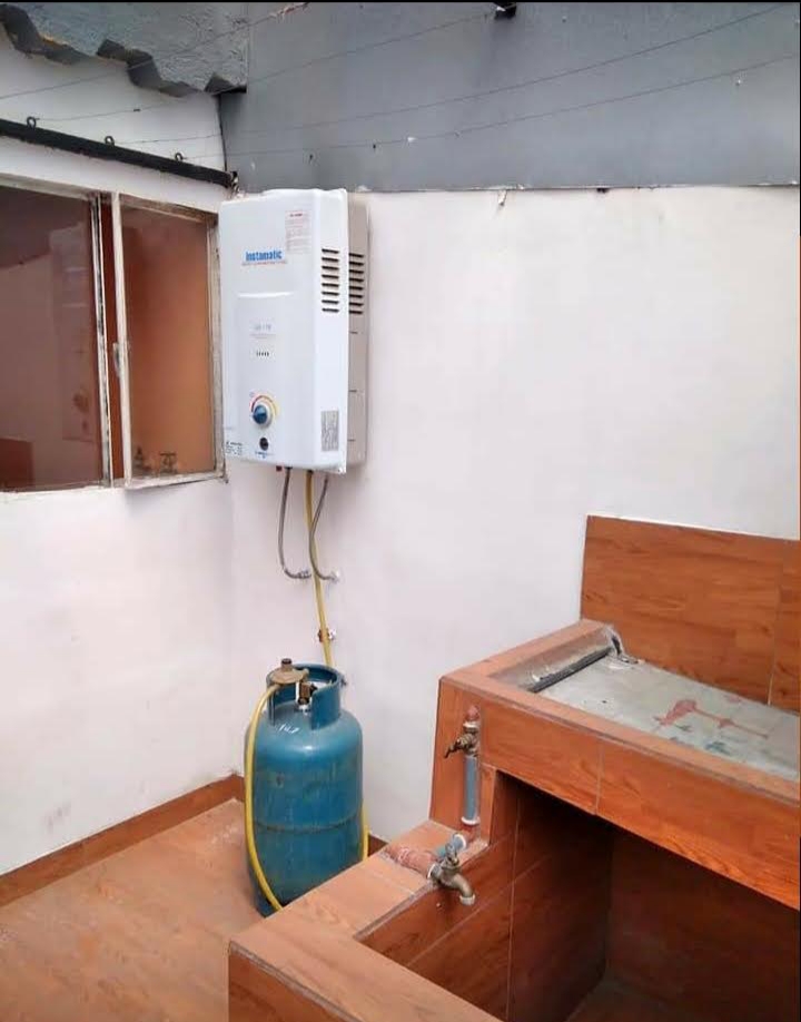 Vendo Hermoso Departamento Remodelado en el Centro Norte de Quito — imagen 5