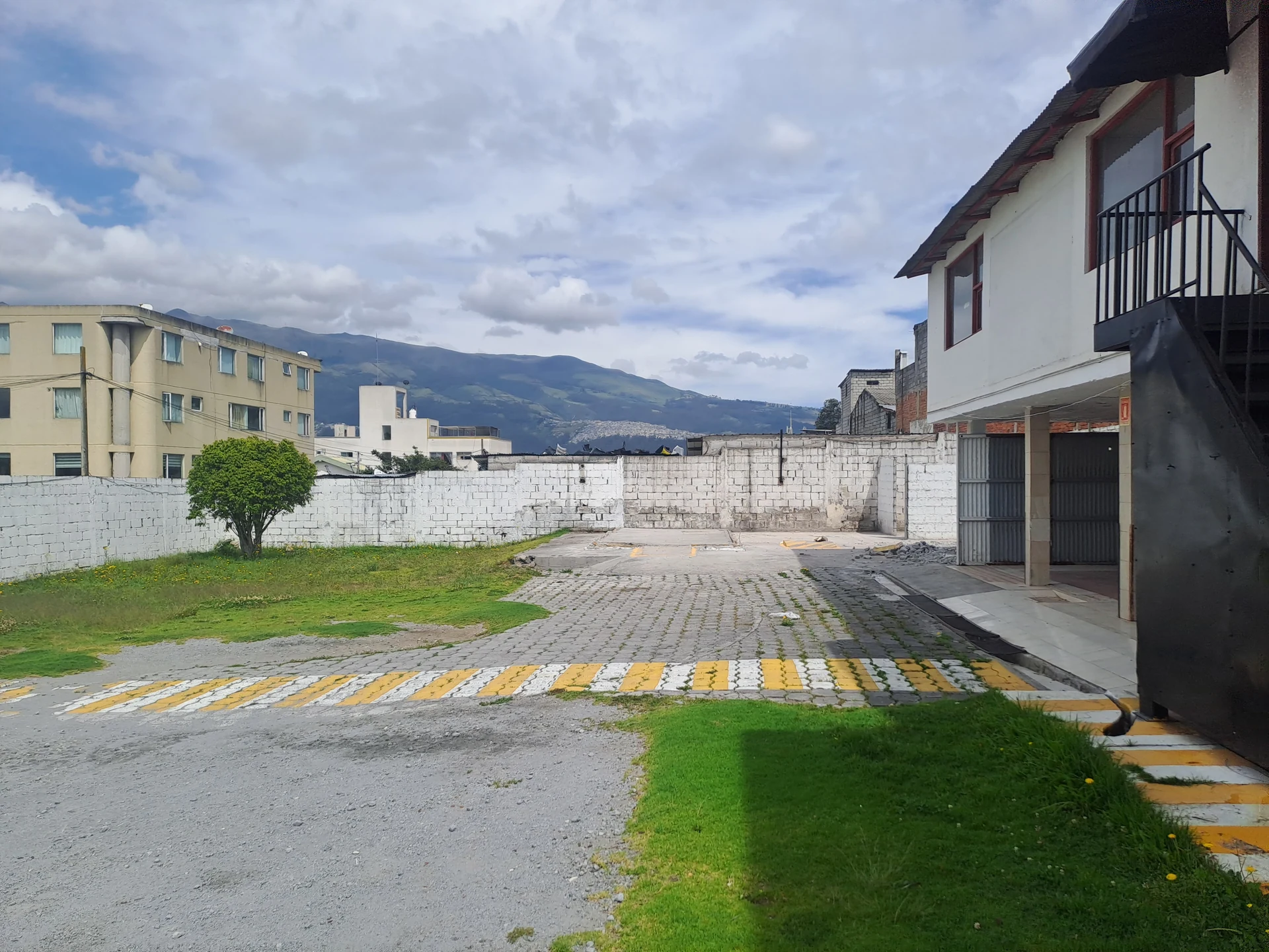 VENDO TERRENO SECTOR SOLCA — imagen 5