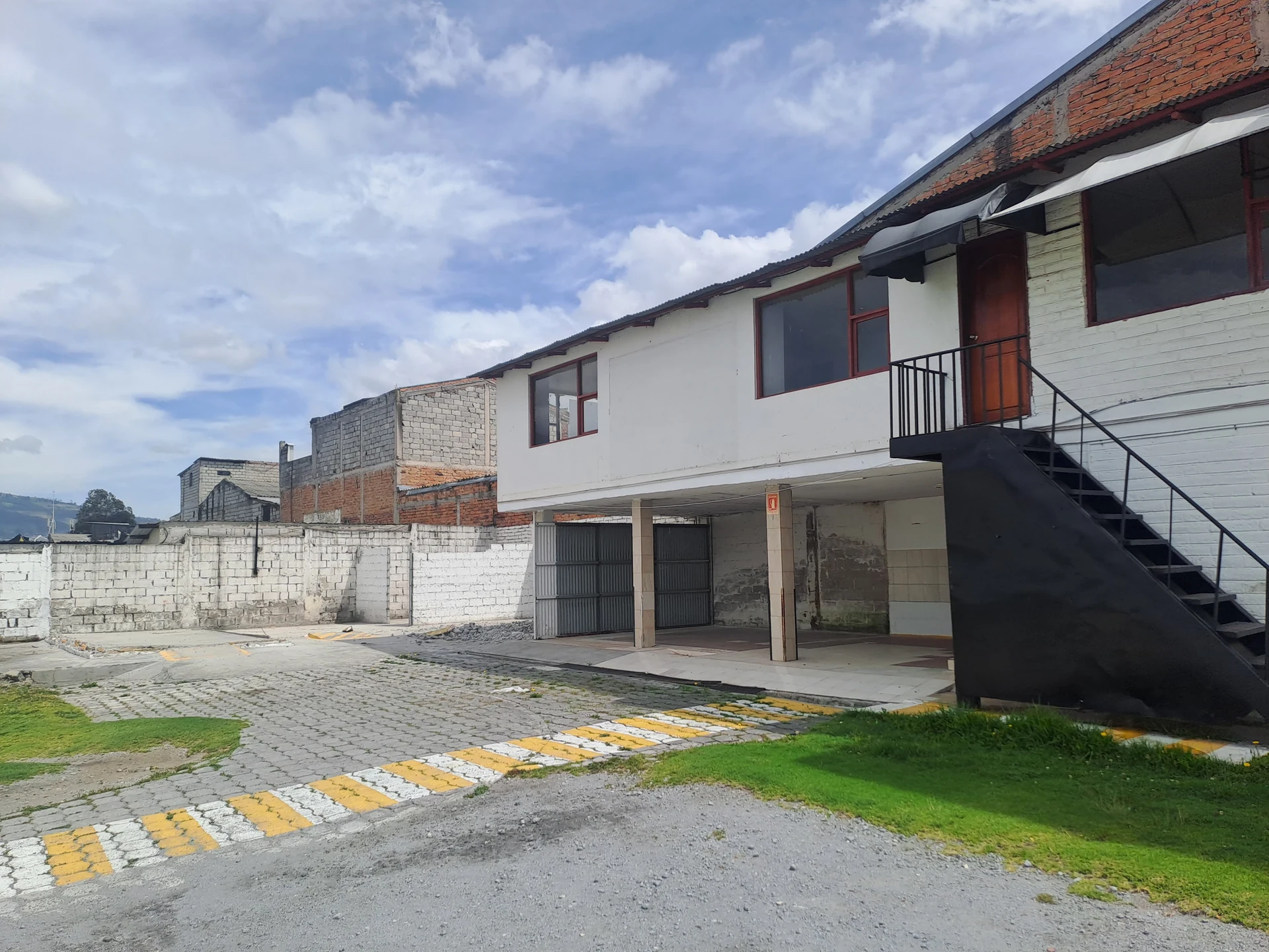 VENDO TERRENO SECTOR SOLCA — imagen 4