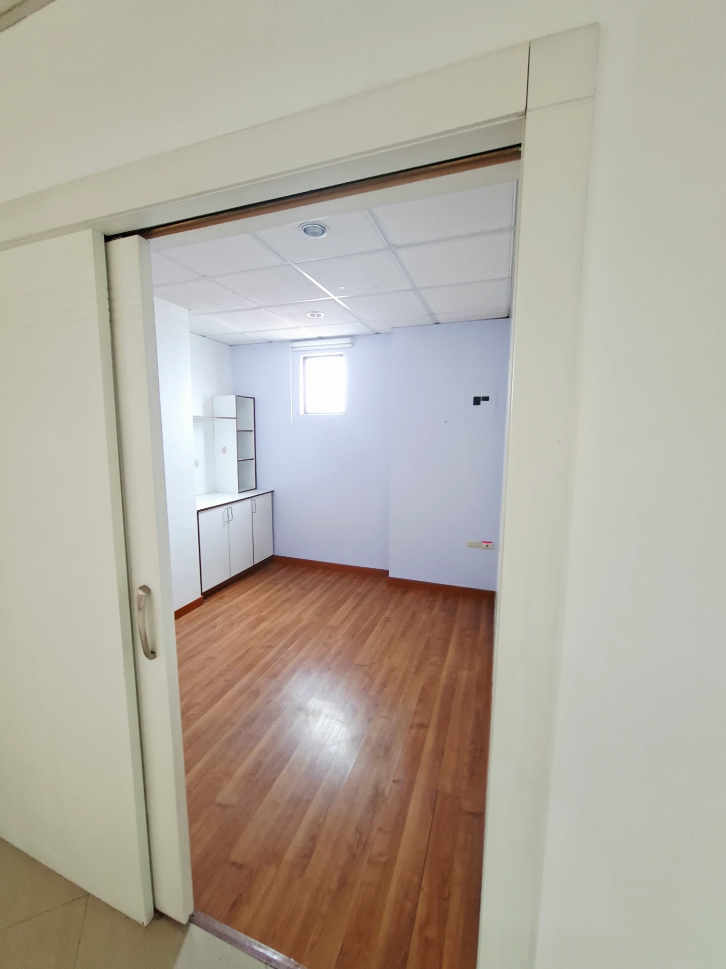 Departamento(negociable) en Puertas del sol, a una cuadra de la plaza Soleil — imagen 5