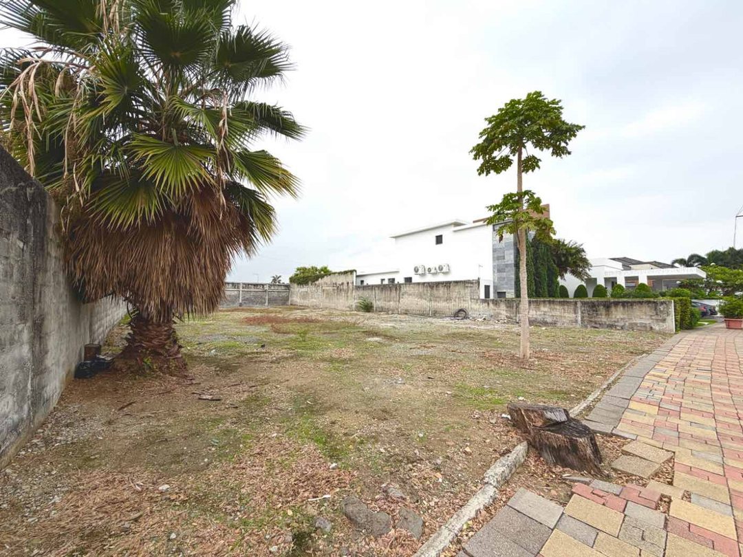 Oportunidad en Samborondón: Terreno en Urb. Biblos — imagen 6
