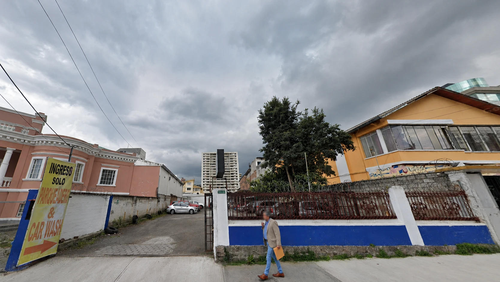 ESPECTACULAR TERRENO AV. ORELLANA QUITO COS 50%/400% — imagen 10