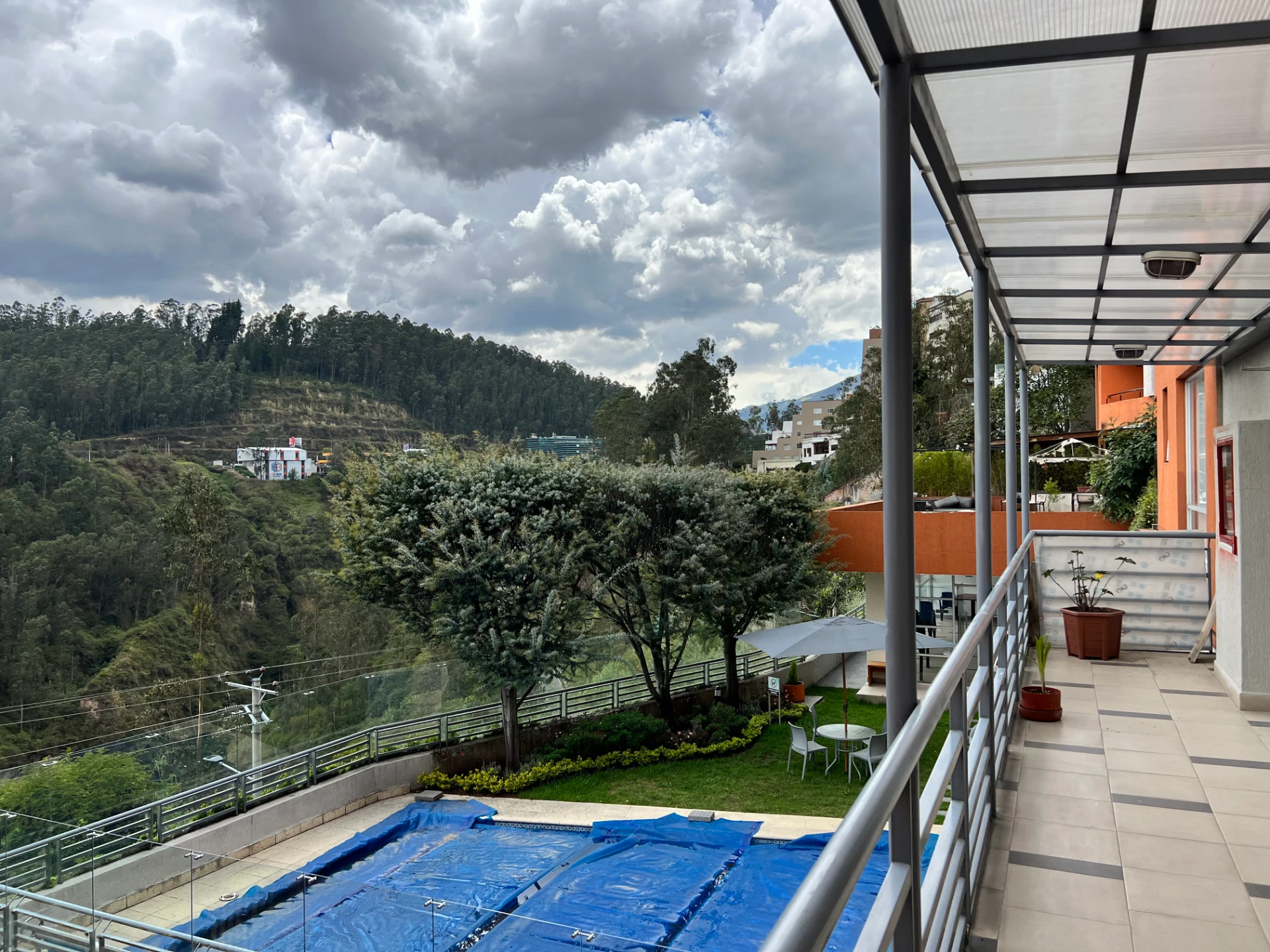 DEPARTAMENTO EN VENTA EN MONTESERRÍN | QUITO — imagen 4