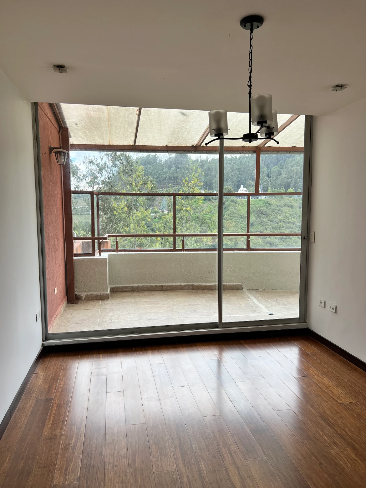 DEPARTAMENTO EN VENTA EN MONTESERRÍN | QUITO — imagen 5