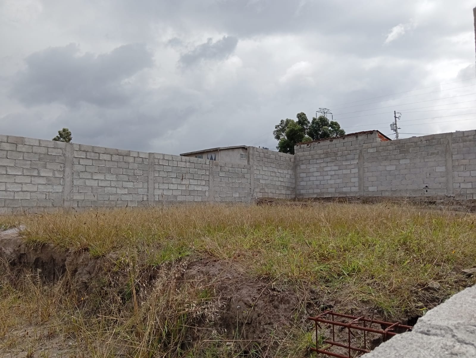 Excelente TERRENO en QUITO Precio negociable — imagen 3