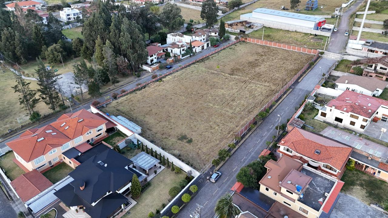 3 grandes lotes en venta en Urb. privada Los Bohios de Jatumpamba, Valle de los Chillos — imagen 3