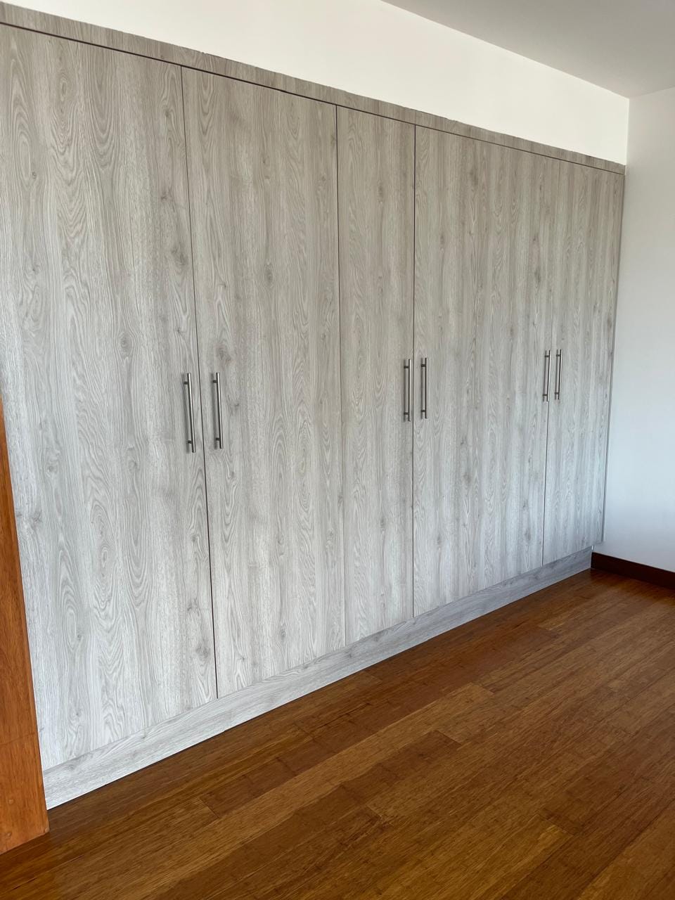 🏡 SUITE EN VENTA EN BELLAVISTA — EDIFICIO SINTRA — imagen 4