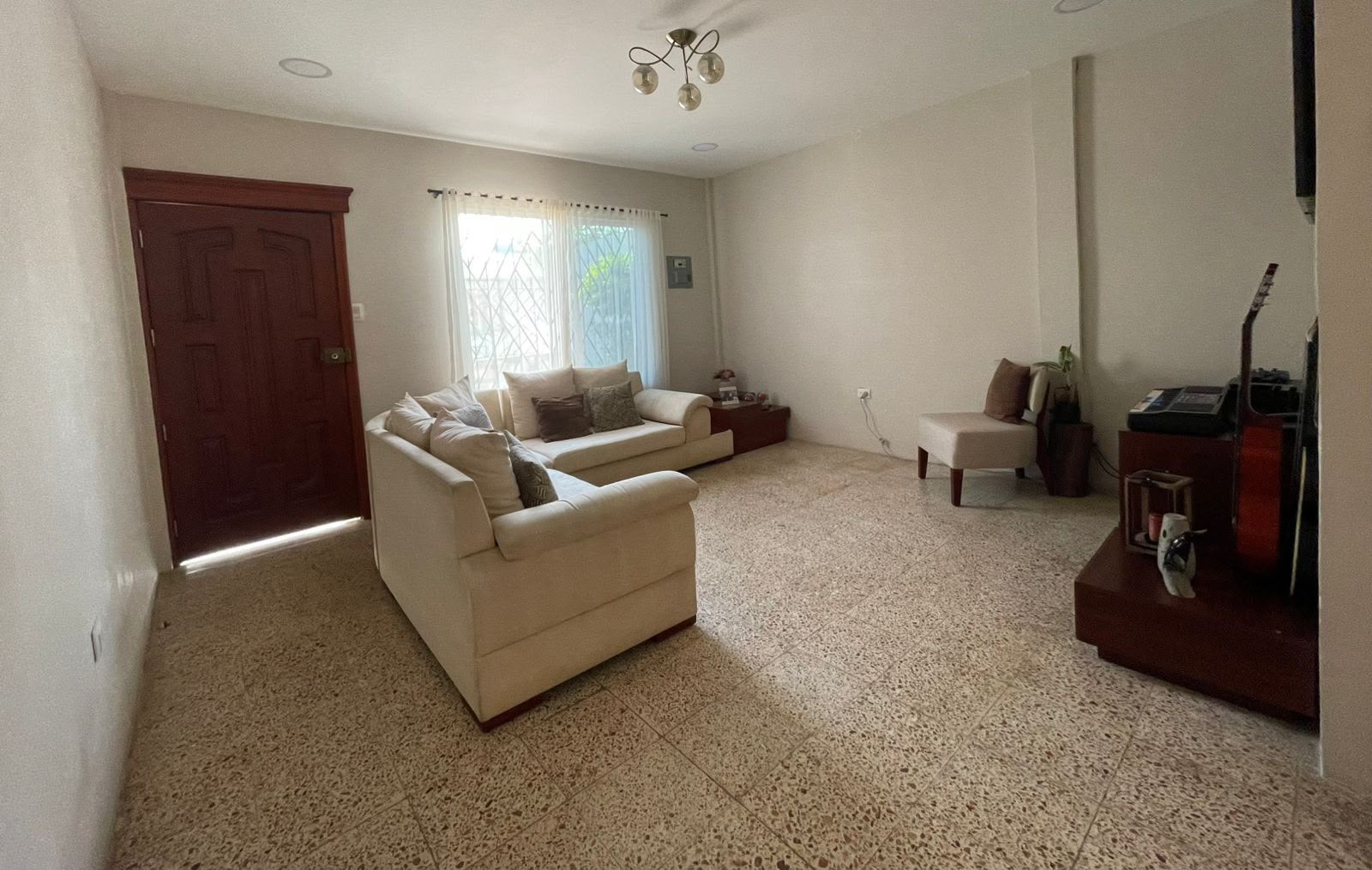 Casa Semi amoblada en venta — imagen 8