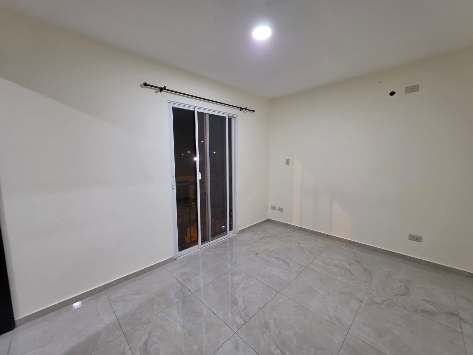 🏡🔥 ¡OPORTUNIDAD! Hermosa Casa de 3 Hab. en Urbanización Durán City – Etapa Bromelia ✨ — imagen 4