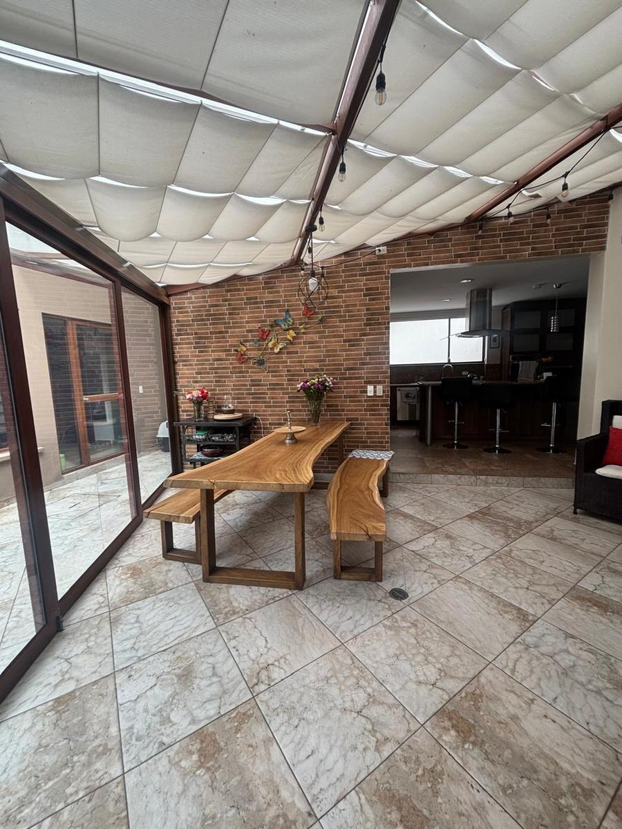 Hermosa Casa en Urbanización Cerrada Quito. Sector El Pinar Bajp Pr — imagen 4