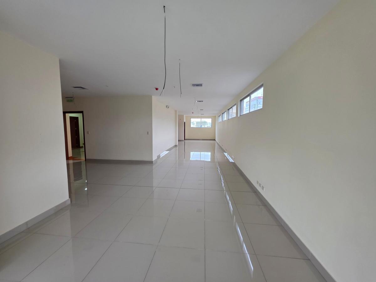 Vendo Oficinas de Estreno en Kennedy Norte, Elegantes, Modernas con Seguridad 24/7, Guayas — imagen 3