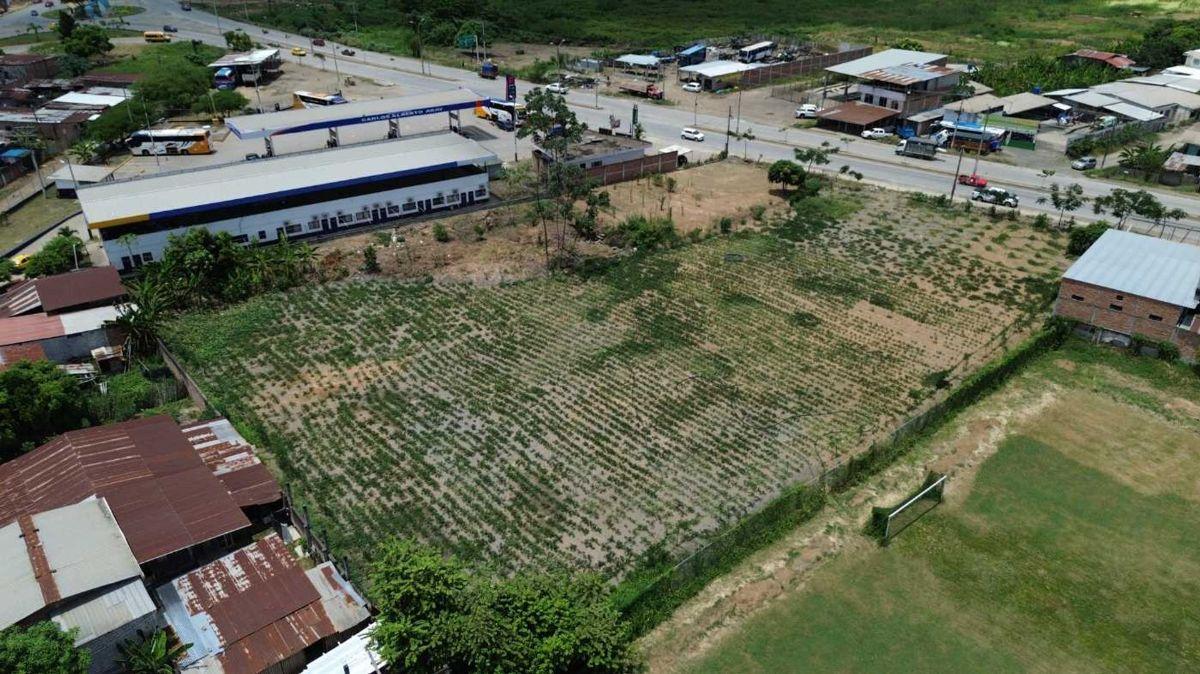 Terreno Comercial de Venta en Chone By Pass Josefi, Manabí — imagen 4