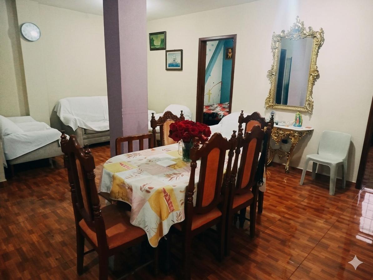 Venta Casa Rentera Quitumbe con Local Comercial — imagen 3