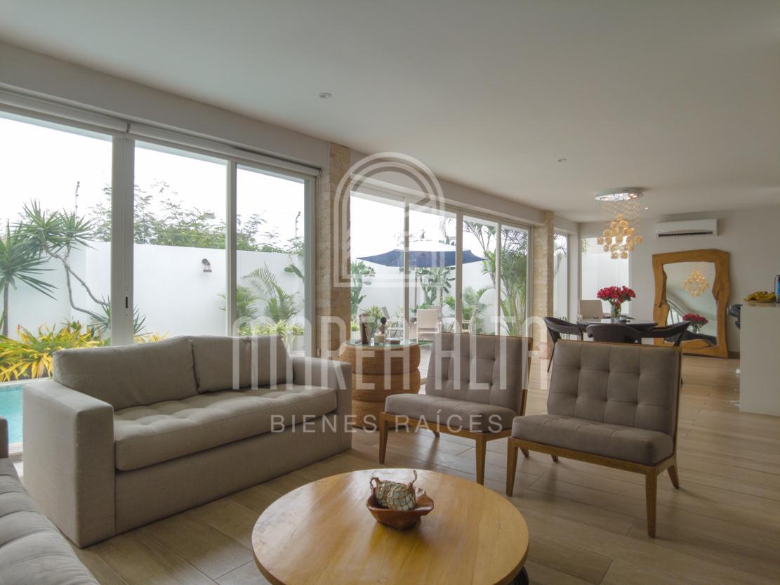 Casa con Piscina a Pasos del Mar en Salinas — imagen 4