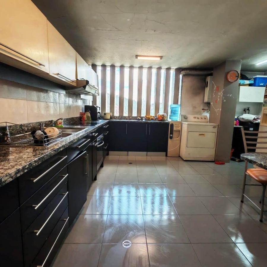 Vendo Amplio Departamento de 140 m² en Iñaquito Alto — imagen 5