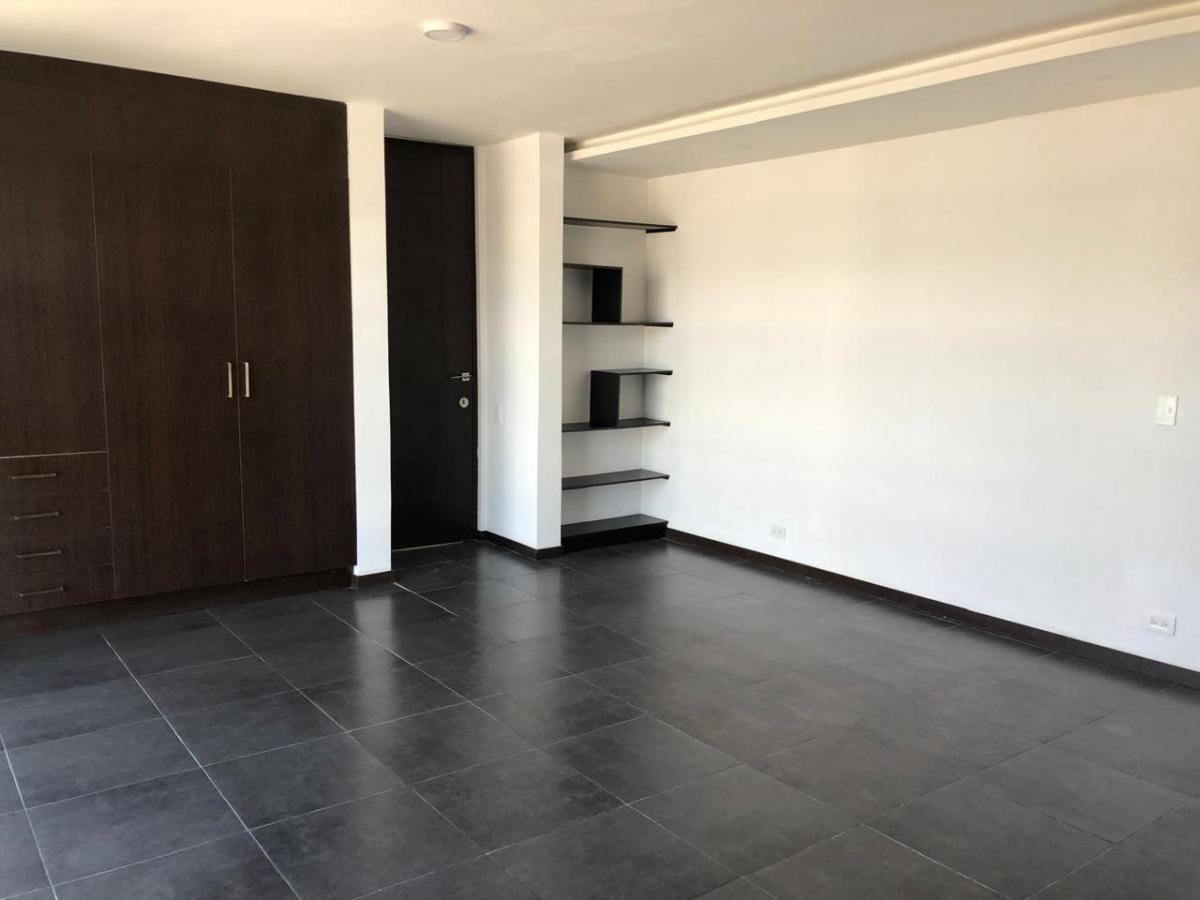 Vendo Departamento Moderno R en Cumbayá — imagen 3
