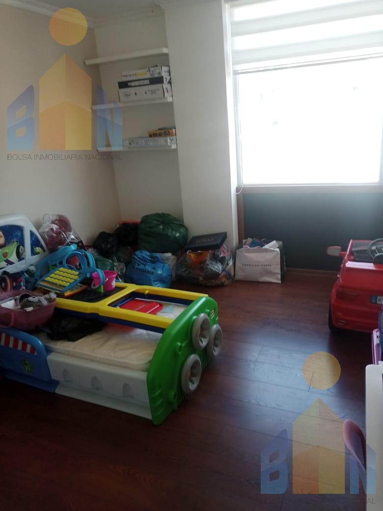 Departamento en Venta 3 Dorm. 171 m $93000 Sector Santa Lucía — imagen 4
