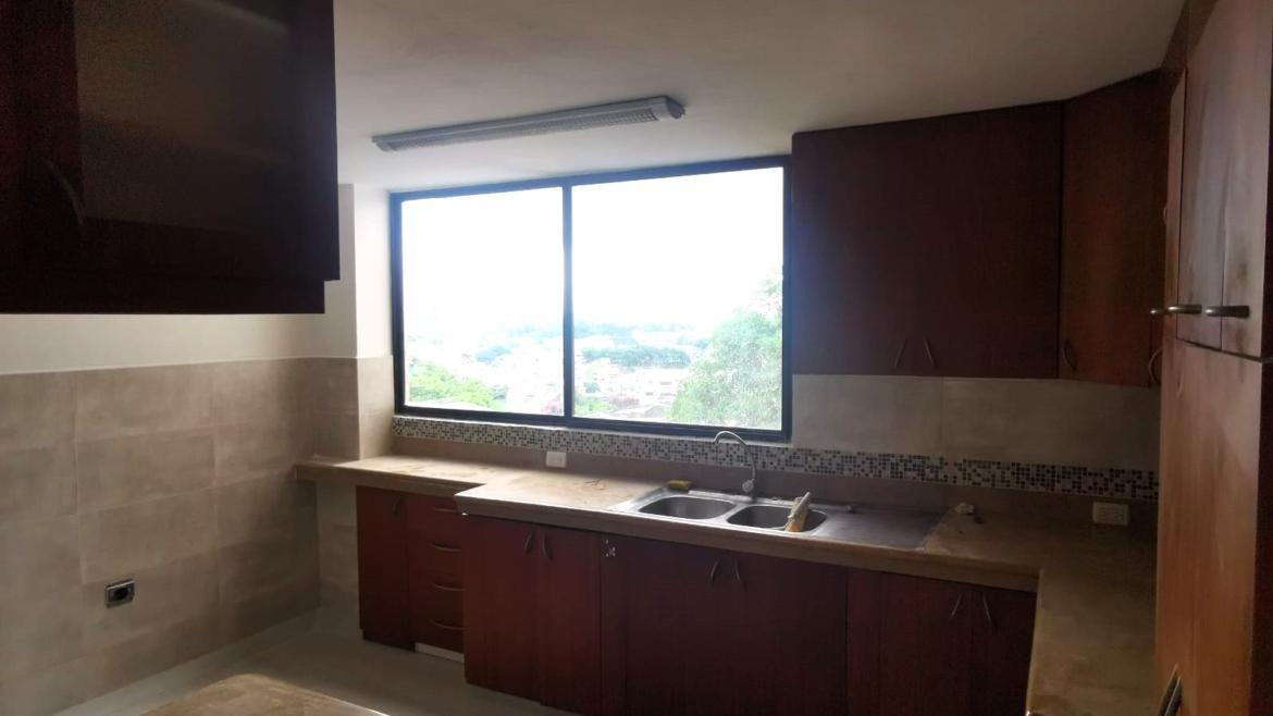 Departamento en Venta, Lomas de Urdesa, Norte de Guayaquil, Guayas — imagen 5