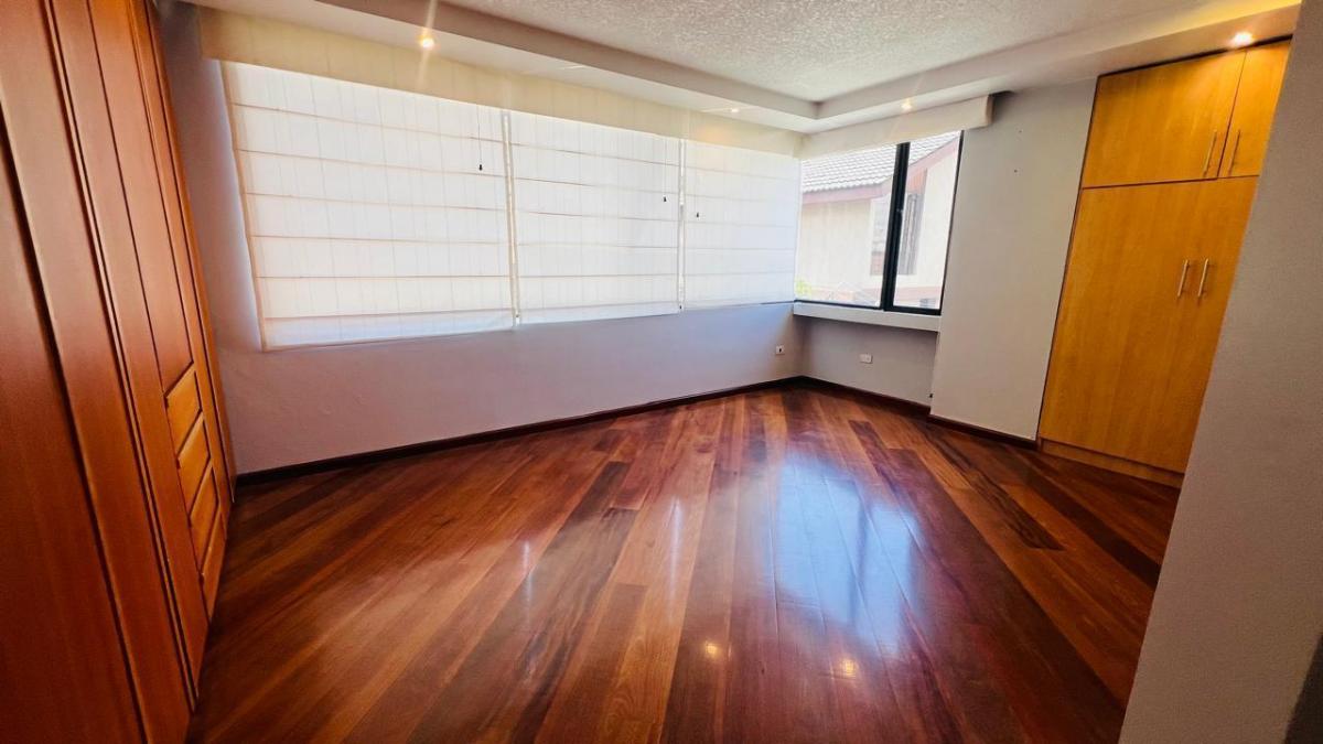 Departamento en Venta, Sector El Bosque, 3 Dorm. — imagen 4