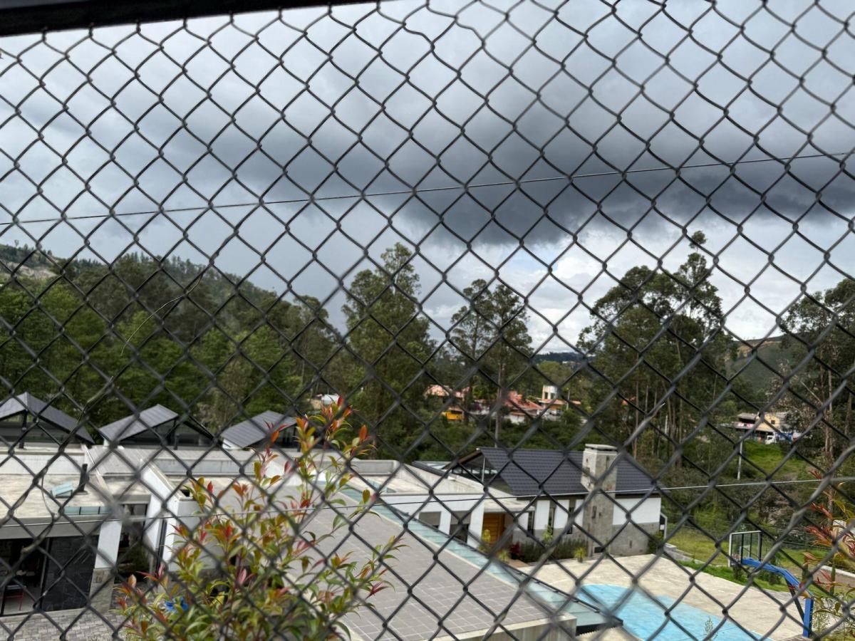Terreno Dentro de Urbanizacion en Guangarcucho, Azuay — imagen 4