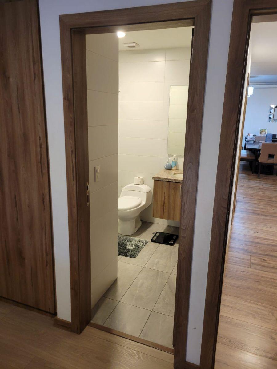 Vendo Departamento de Tres Dormitorio con Balcon en El Sector de La Republica del Salvador — imagen 5