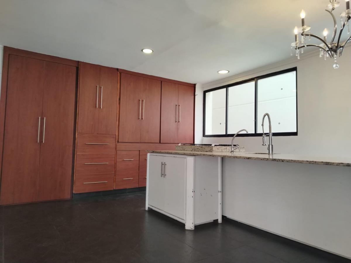 Venta de Departamento Exclusivo en Sector El Bosque, Alonso de Torres — imagen 3