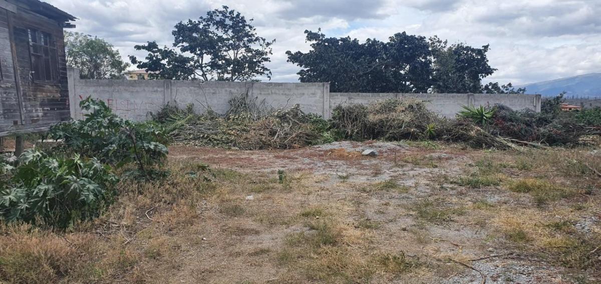 Se Vende Terreno en El Sector de Nayon — imagen 5