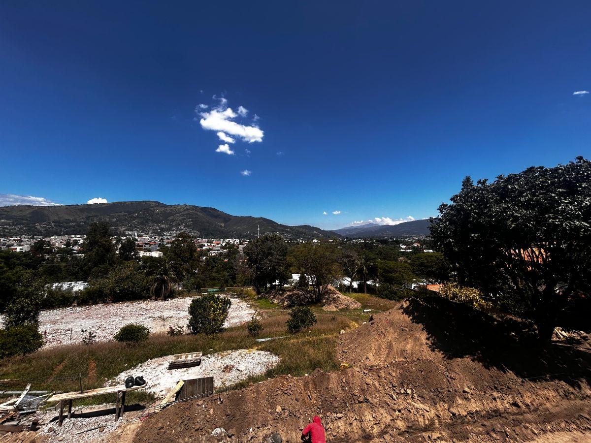 Vendo Terrenos en Tumbaco 410 m². Dentro de Urbanización Muy Buena y con Preciosa Vista — imagen 6