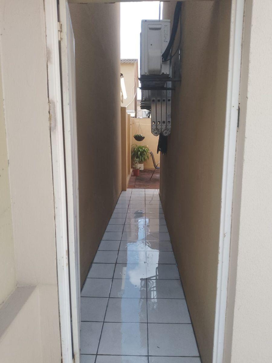 Venta Casa en Urbanización Villas del Rey Etapa Rey Arturo, Guayas — imagen 5