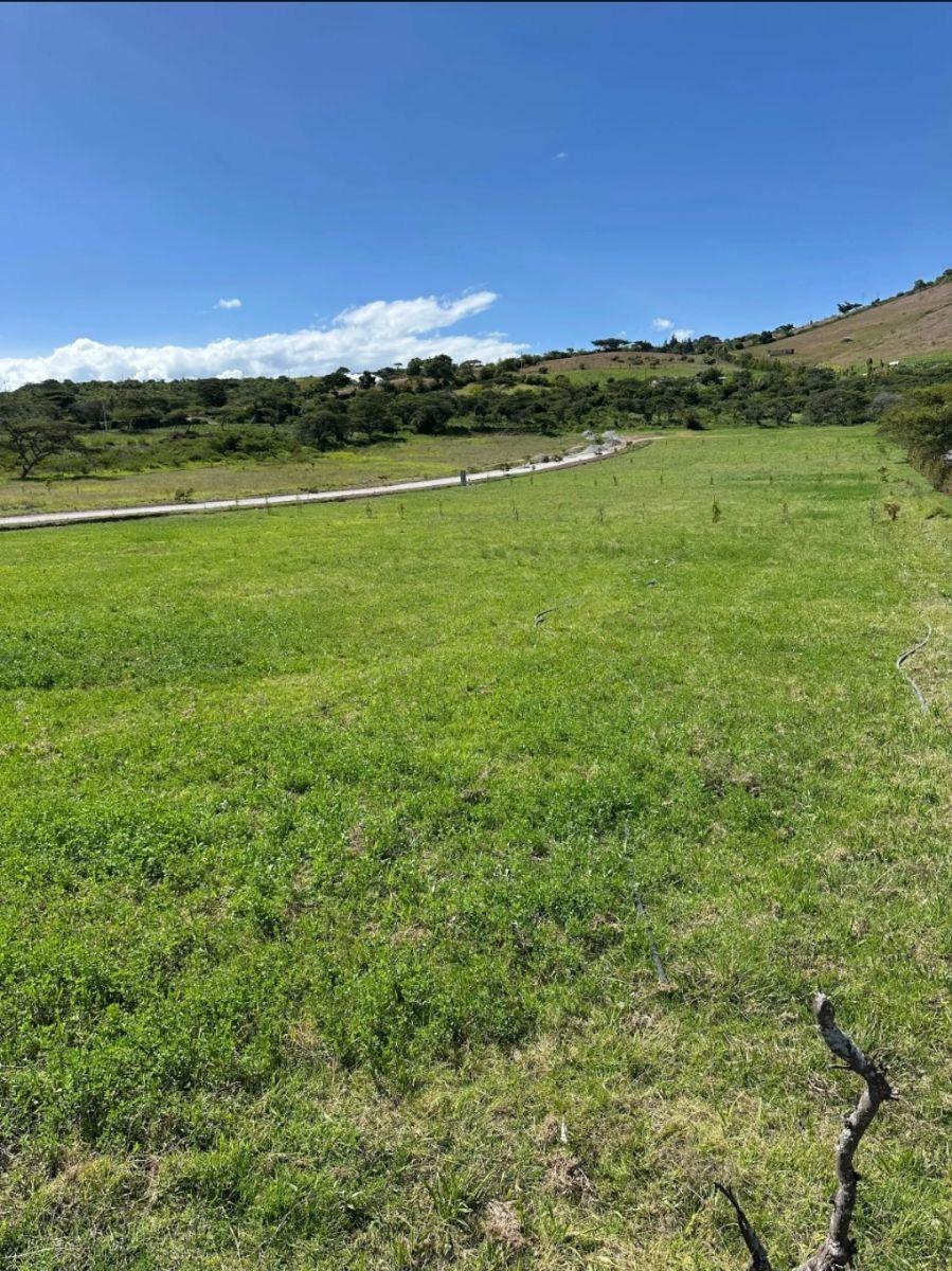 Terreno de 2000 m² en Venta, Chachimbiro, Imbabura — imagen 3
