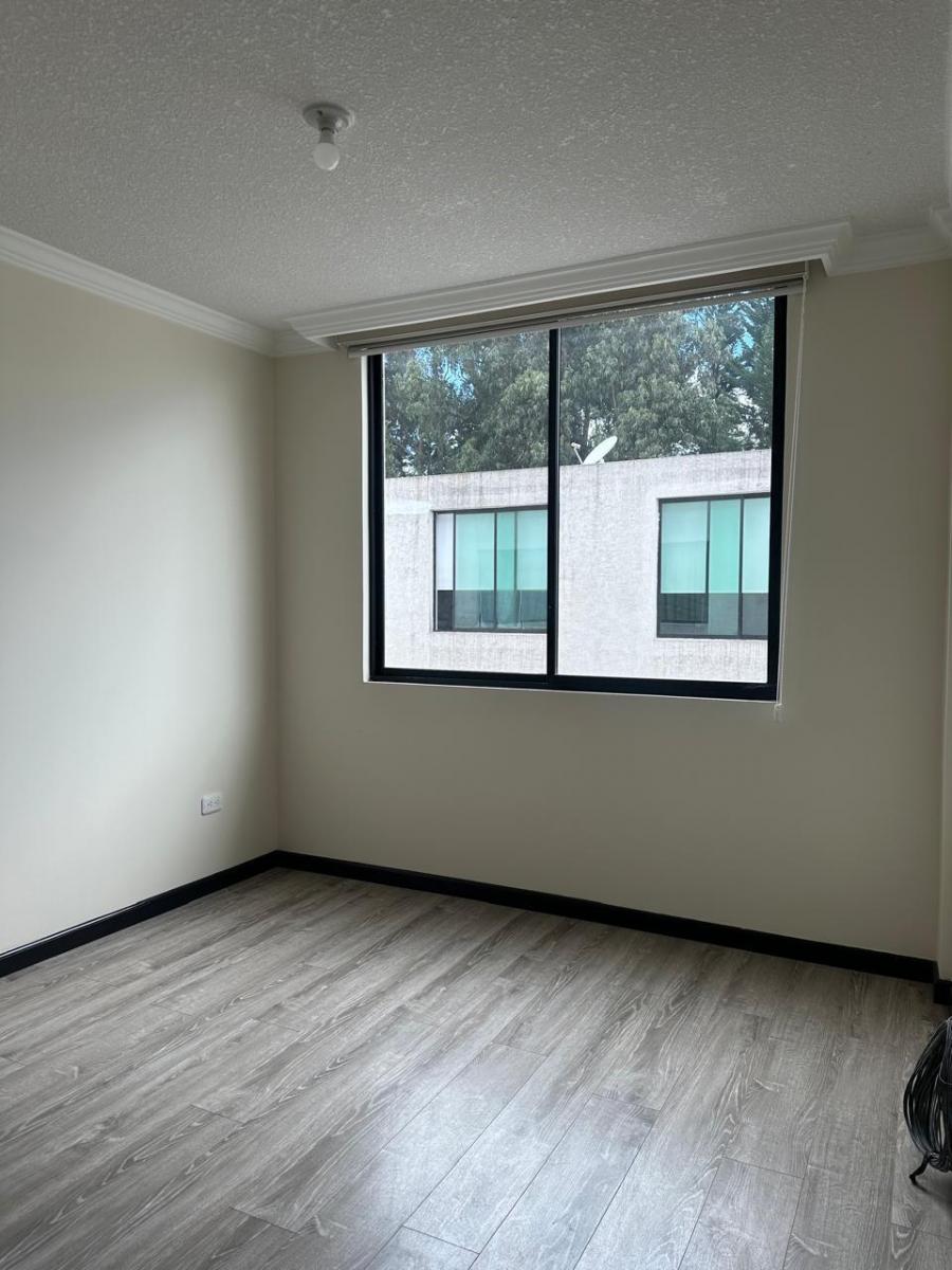 Se Vende Hermosa Casa en Tumbaco — imagen 4