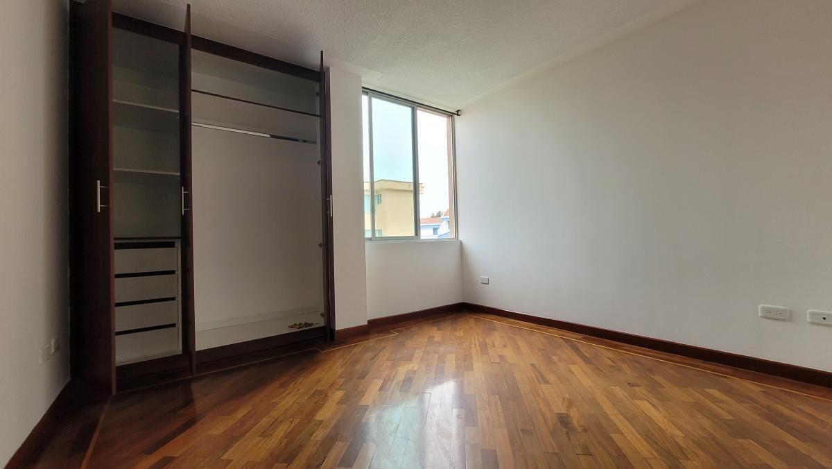 Departamento de Venta de 3 Dorm. en Santa Lucía — imagen 3