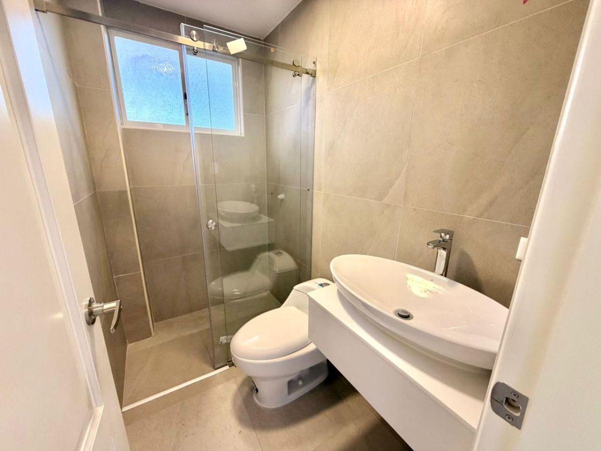 Casa en Venta en Sangolqui en Conjunto Privado — imagen 4