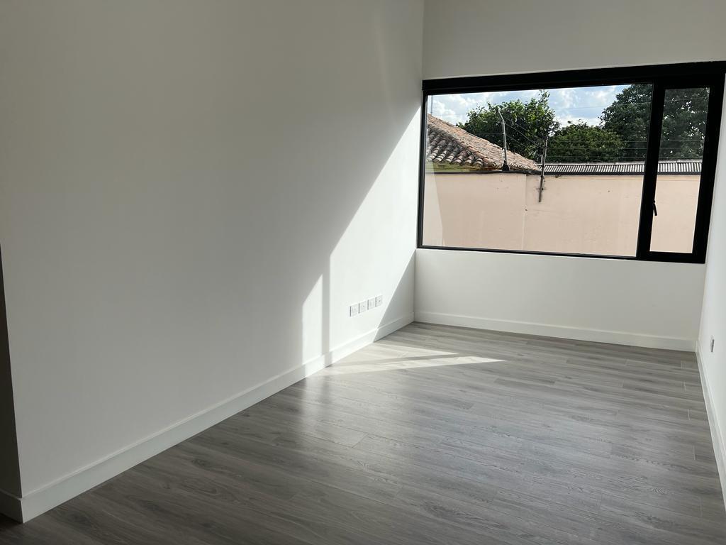 Mv - Cumbaya, Sector La Primavera en Renta Casa 178 m² 3d — imagen 4