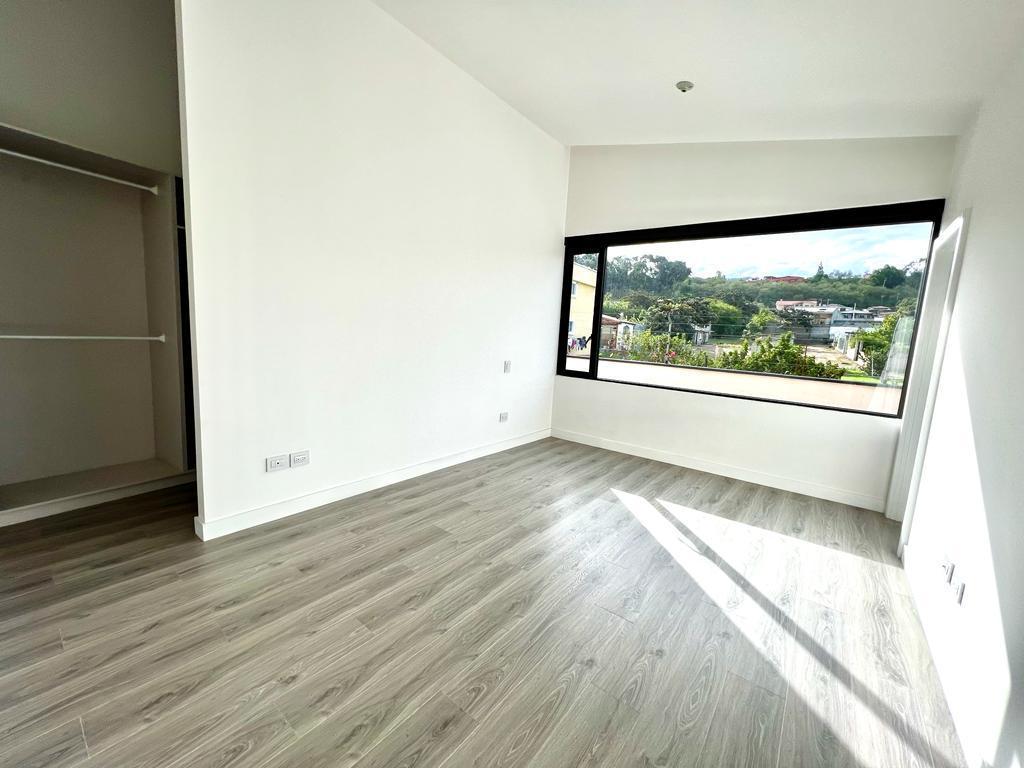 Mv - Cumbaya, Sector La Primavera en Renta Casa 178 m² 3d — imagen 3