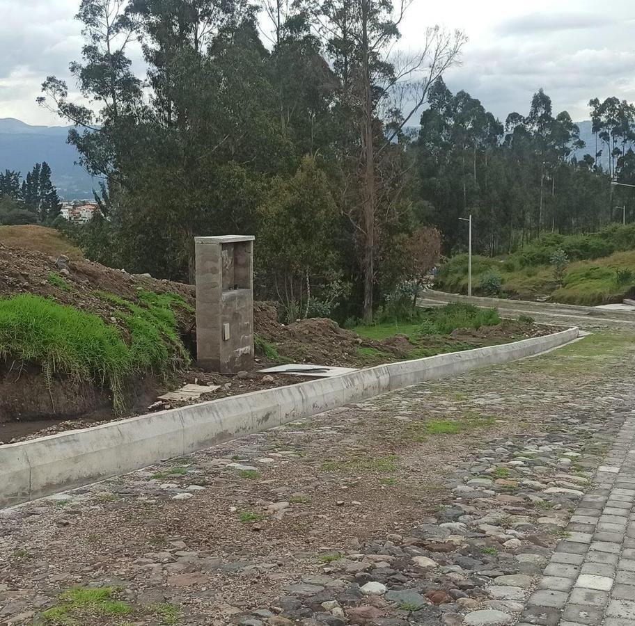 Venta Terreno 2500 m². Valle Los Chillos - Centro Comercial San Luis — imagen 3