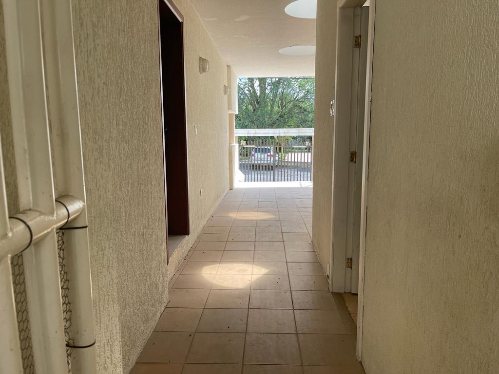 En Venta Casa en Urbanizacion Santa Lucia Baja Cumbaya - a 2 Min Usfq - *mm — imagen 3