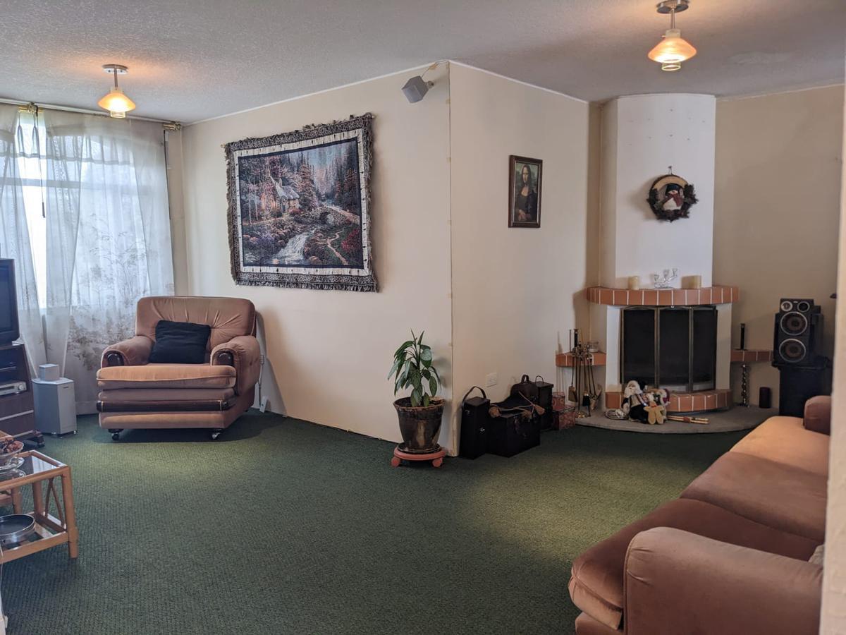 En Venta Linda Casa Cuatro Dorm. (Sector Colegio Einstein) — imagen 4