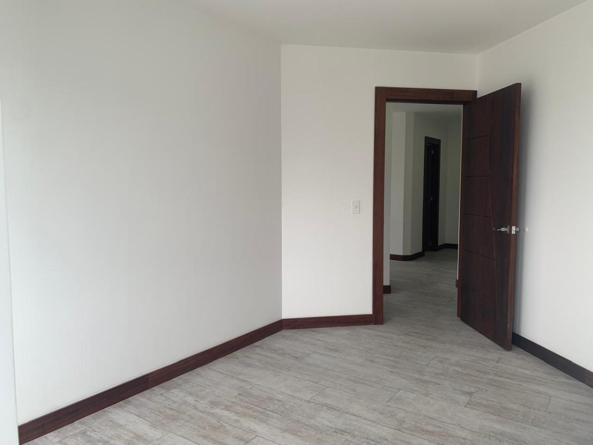 Departamento de Venta Cumbaya — imagen 3