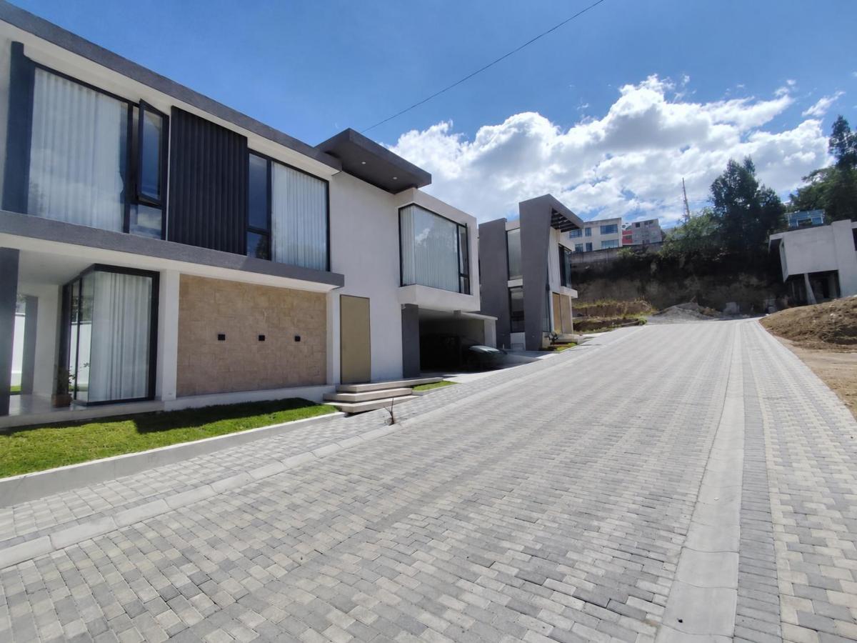 Terreno en Venta de 617 m² en Cumbayá — imagen 3