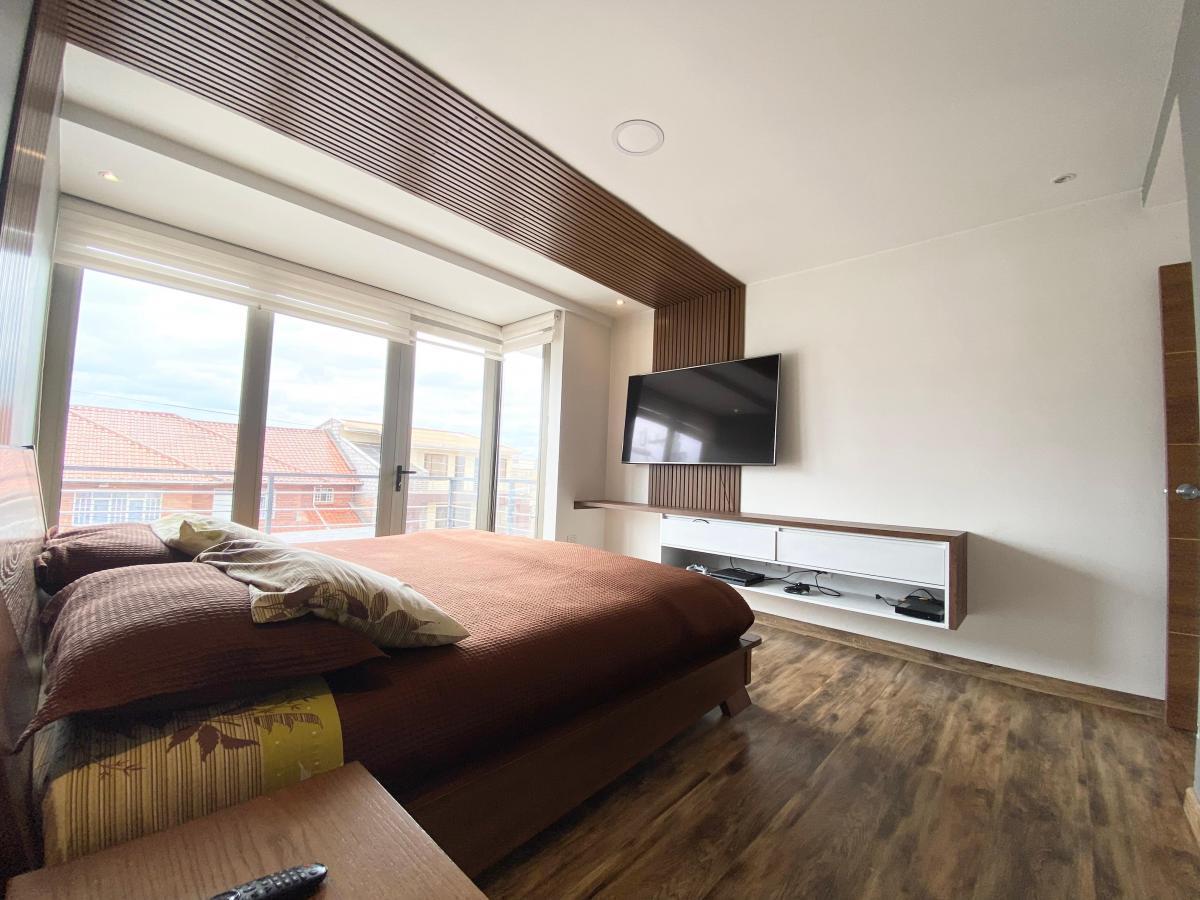 Hermoso Penthouse en Venta, Sector Mall del Rio, Azuay — imagen 5
