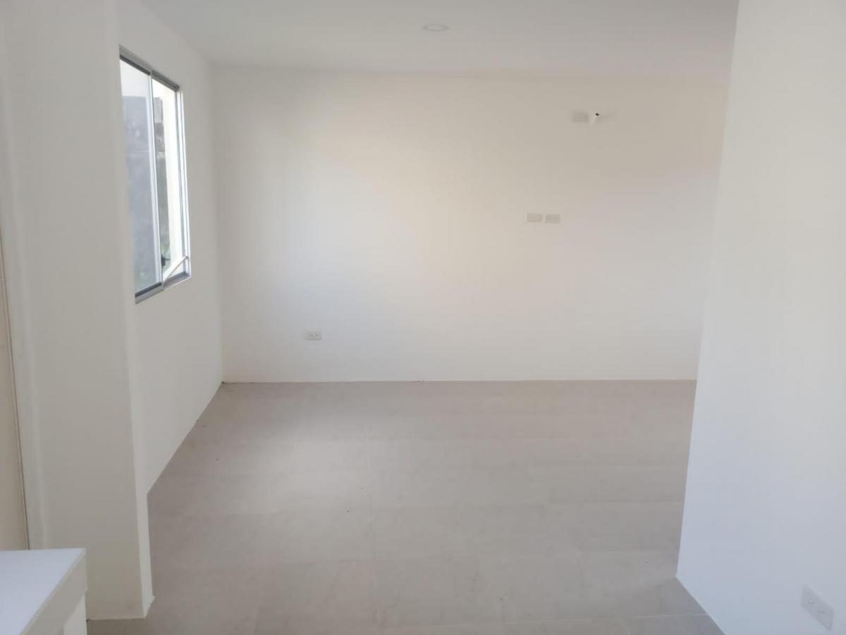 Venta de Casa en La Urbanización Bellavita, 3 Dorm., Vía a La Costa. Guayas — imagen 5