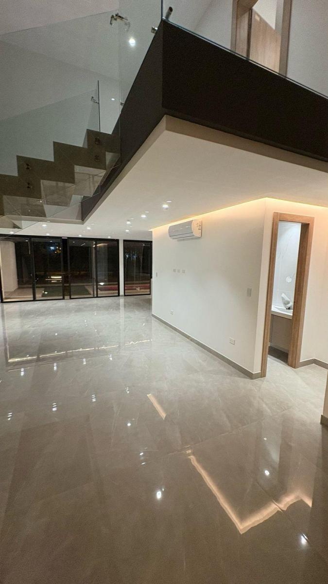 Hermosa Casa Moderna en Venta, de Estreno, Isla Celeste, Guayas — imagen 4