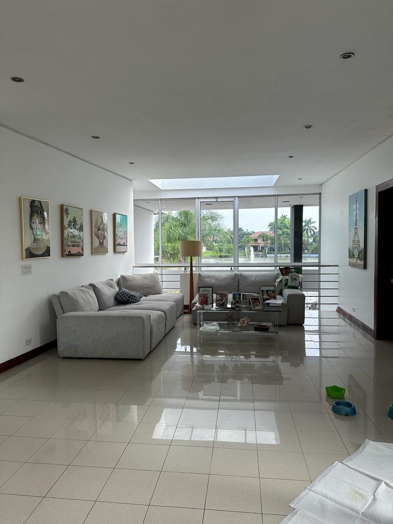 Linda Villa Al Rio en Venta o Alquiler, Guayas — imagen 3