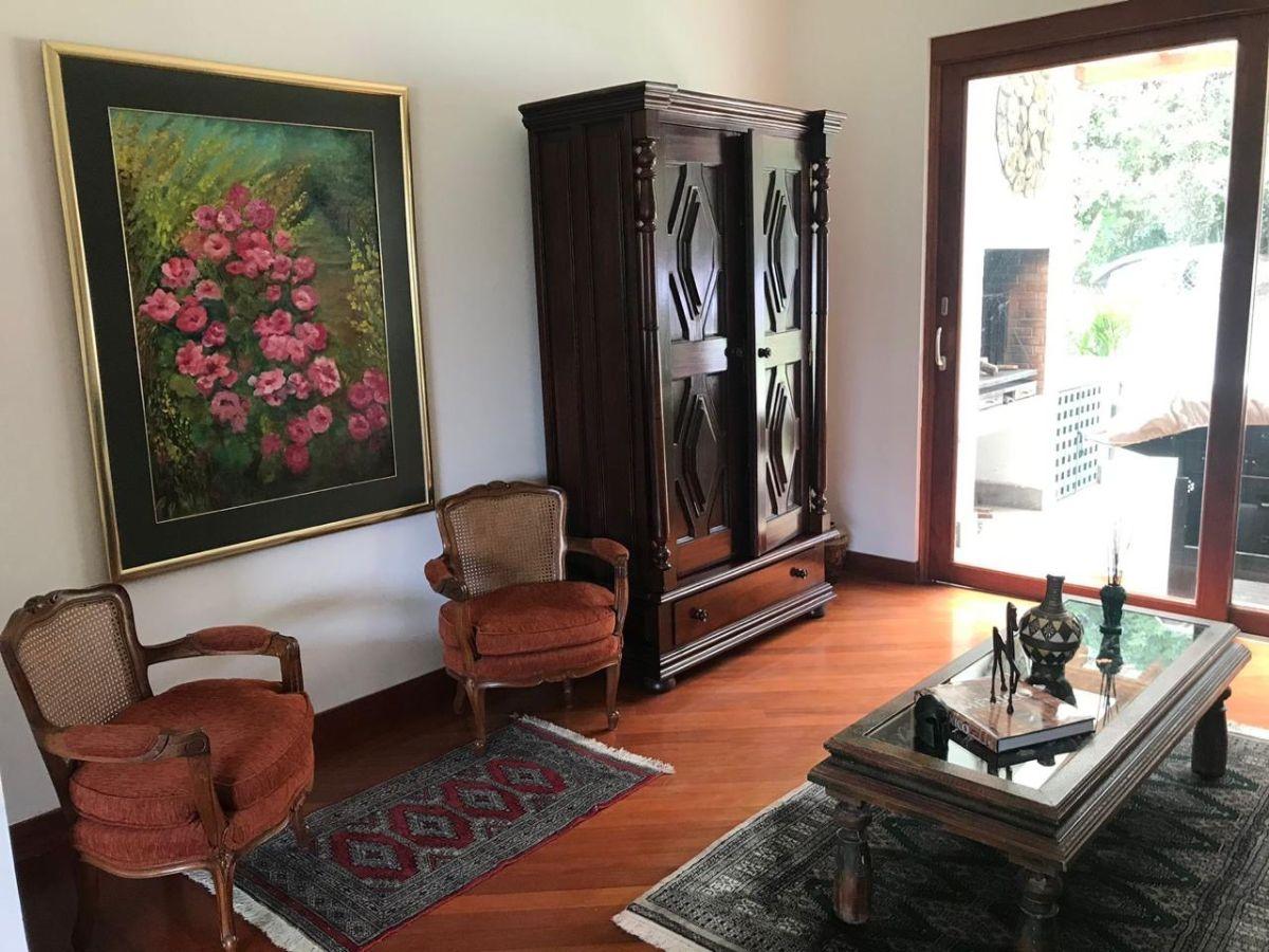 Casa en Venta Dentro de Urbanización en Nayon — imagen 5